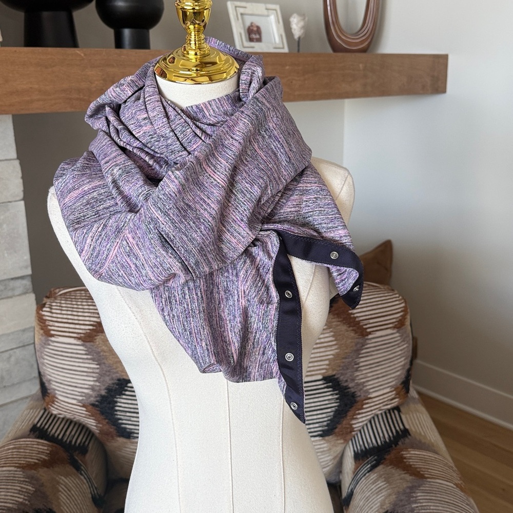 Lululemon Vinyasa Scarf